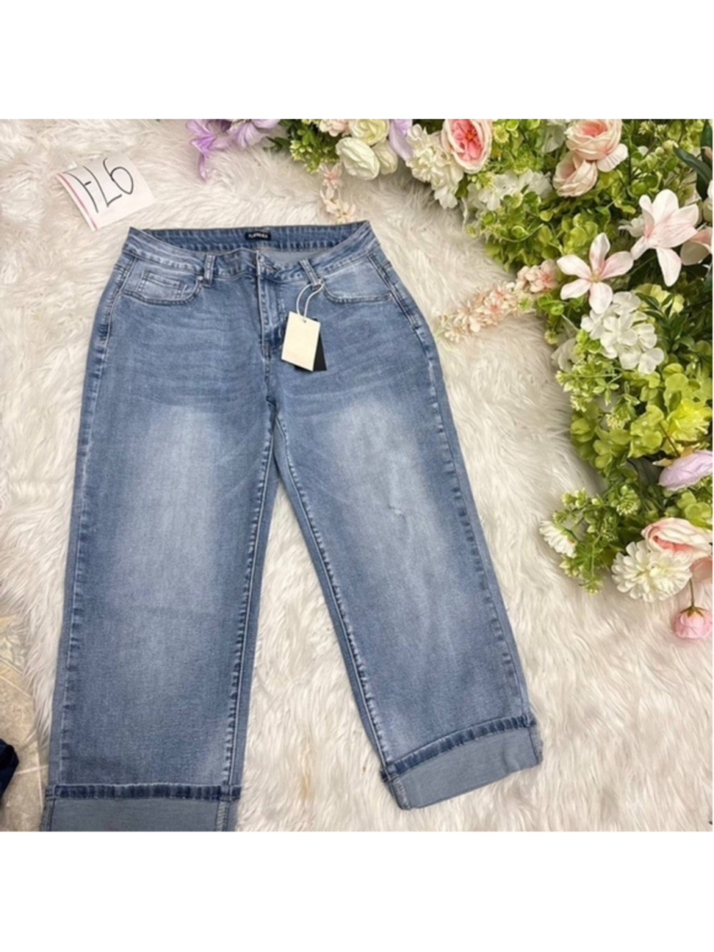 Flamingals straight leg stretchy denim jeans size FL6 (90)